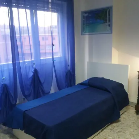 Rum i privatbostad Silvy Trastevere *